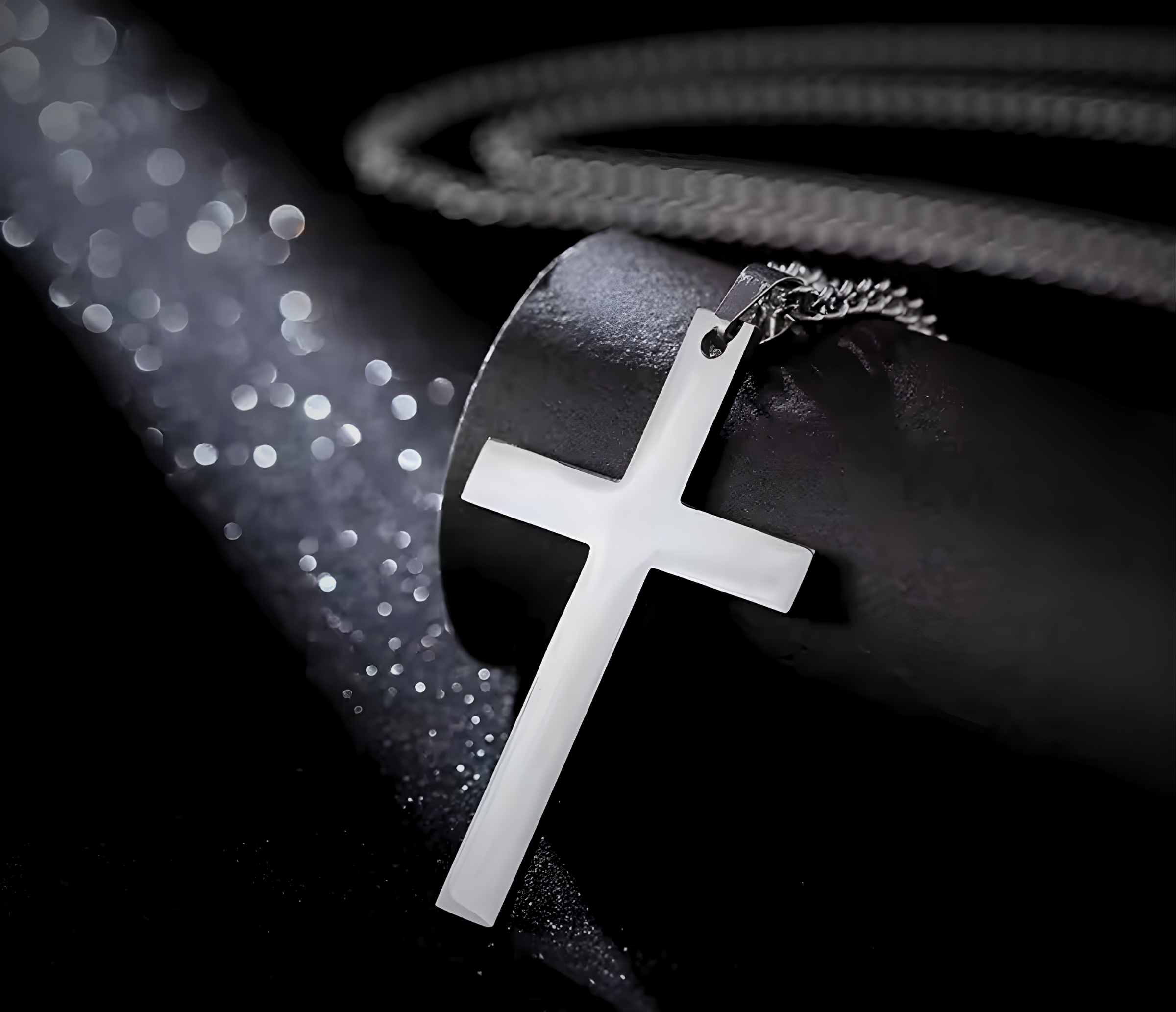Solid Cross Chain